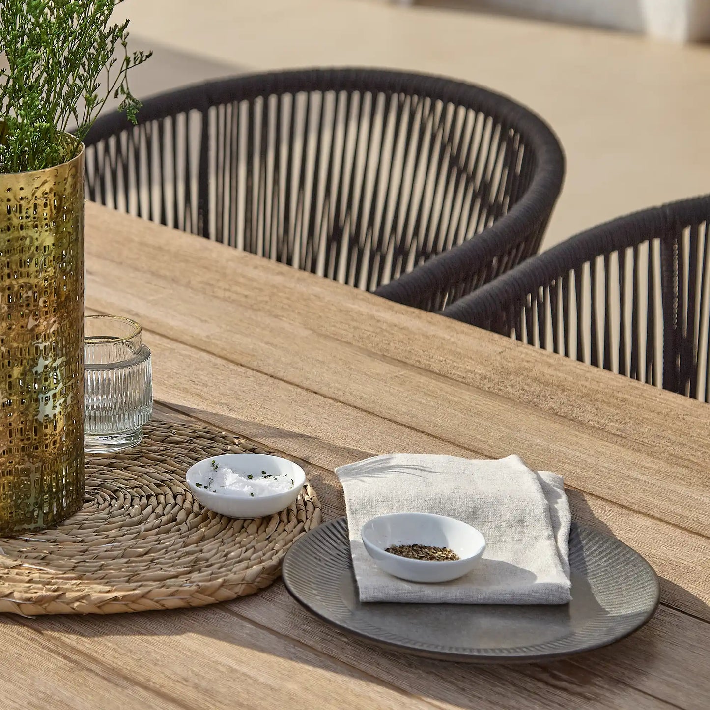 Amelia 4 Seater White Acacia Wood Black Legs Garden Dining Set - Hali Black Chairs