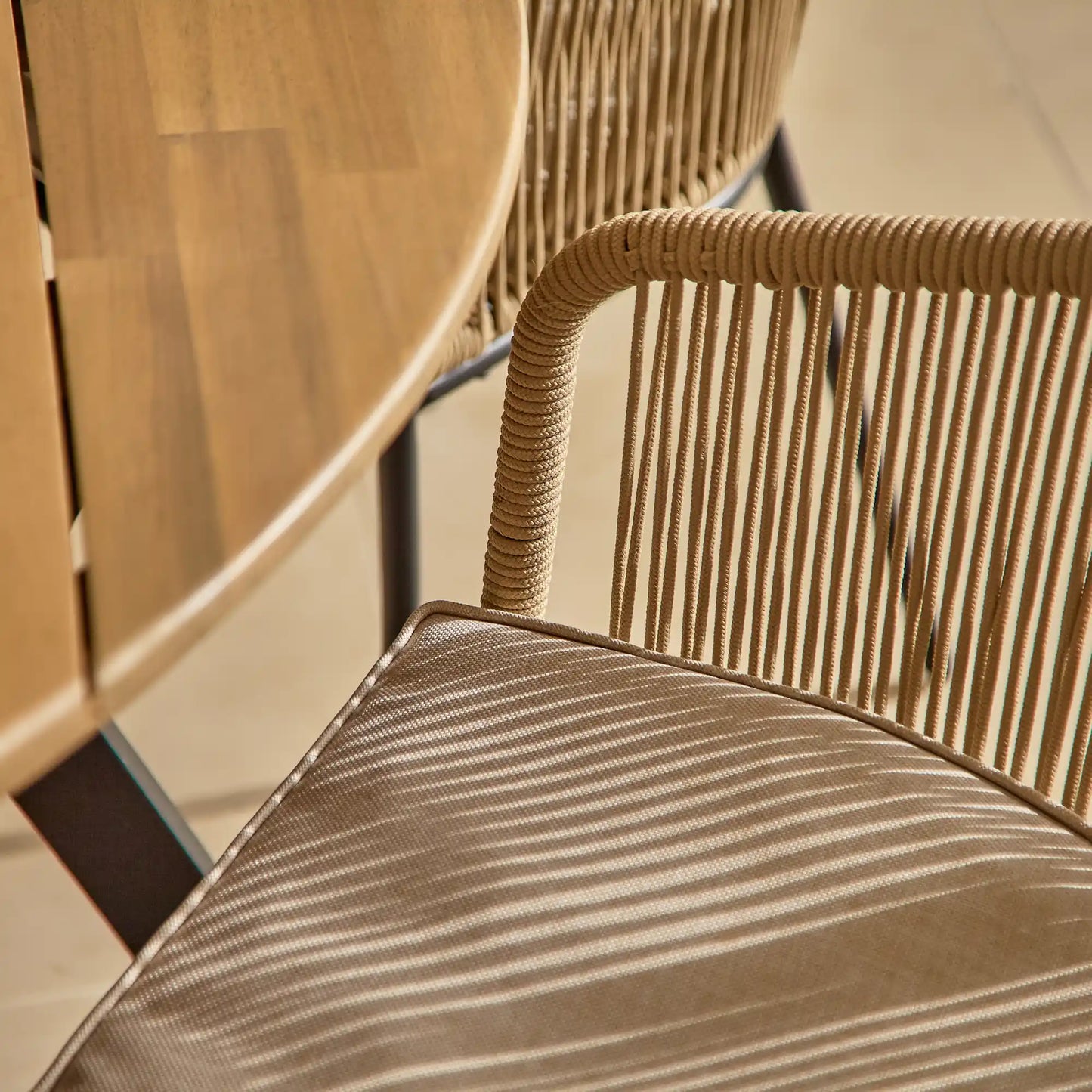 Ezra Whitewash Round Outdoor Dining Set with Natural Hali Rope Chairs - Laura James