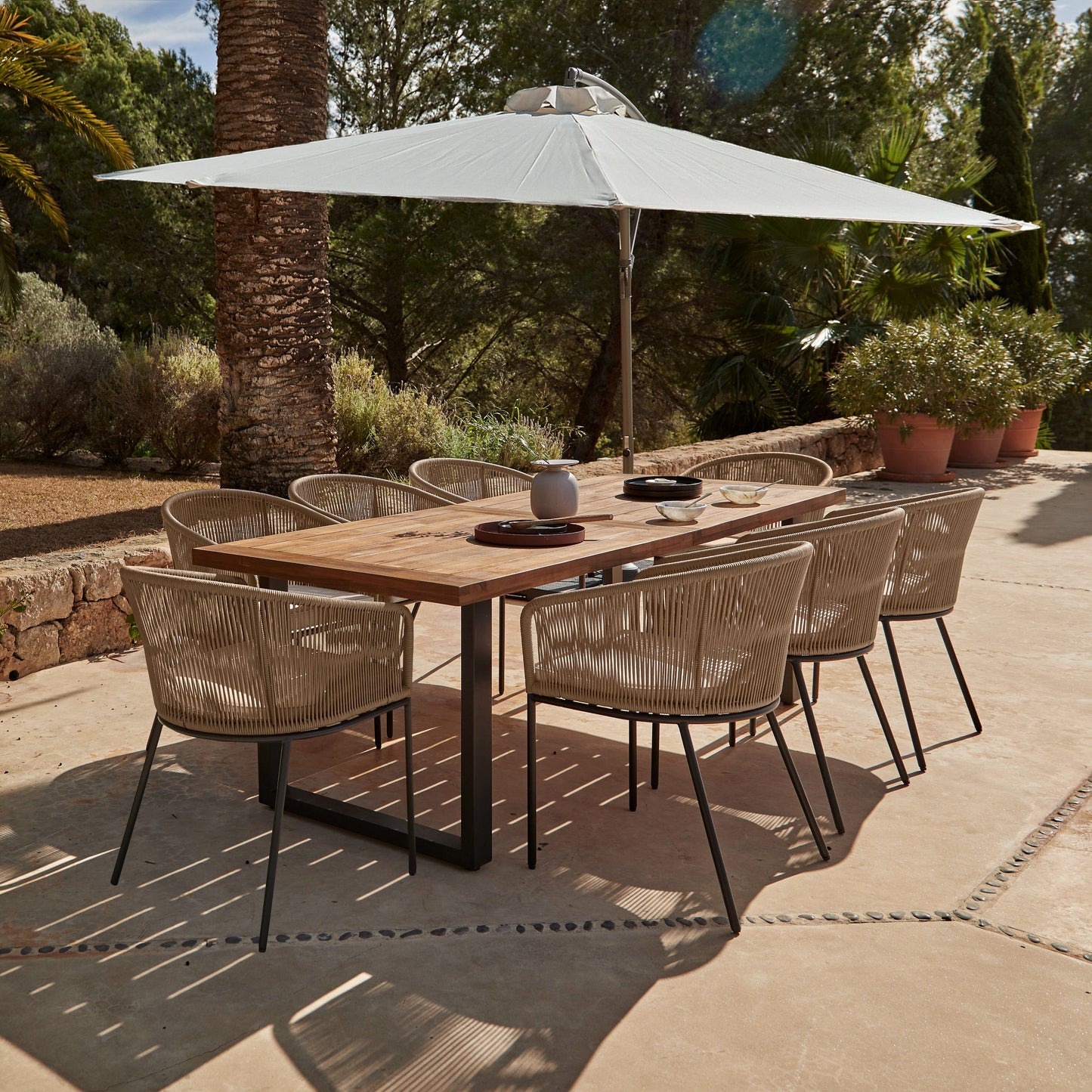 Hali 8 Seater Wooden Outdoor Dining Set with Hali Natural Chairs & Cream Lean Over Parasol - 235cm