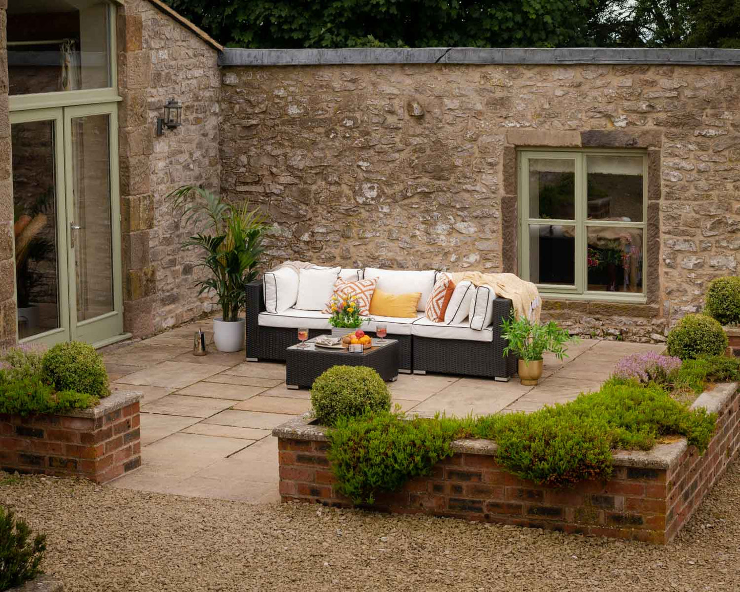 Florida 4 Piece Rattan Garden Corner Sofa Set in Black and Vanilla