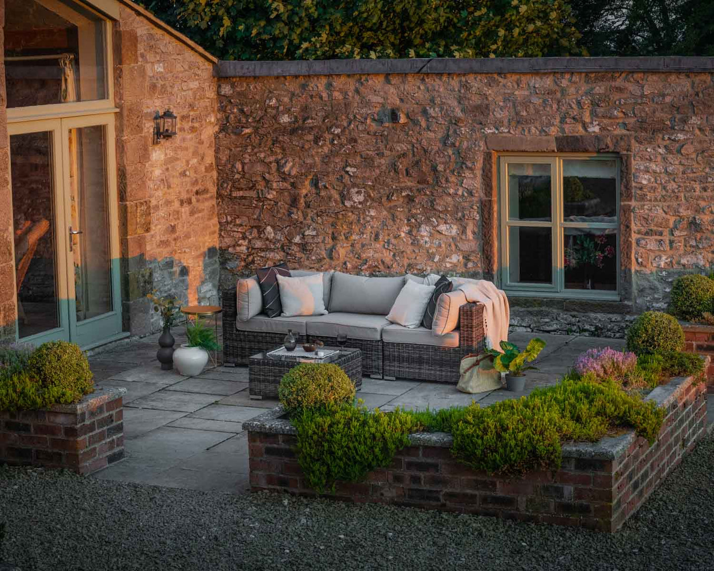 Florida 4 Piece Rattan Garden Corner Sofa Set in Premium Truffle Brown and Champagne