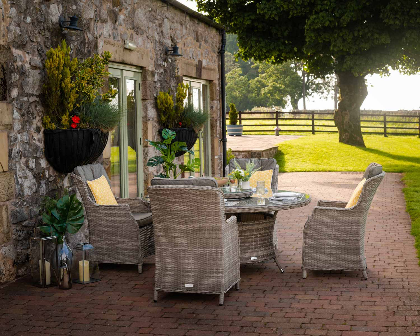 Riviera 4 Rattan Garden Dining Chairs and Large Round Table Set in Grey