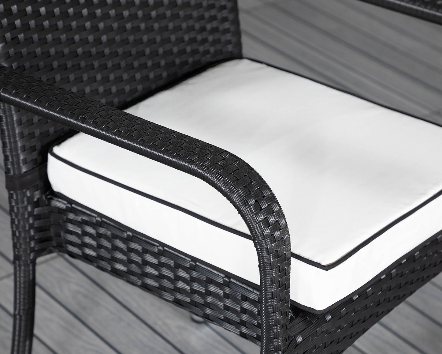 Roma 4 Rattan Garden Chairs and Rectangular Table Set in Black and Vanilla