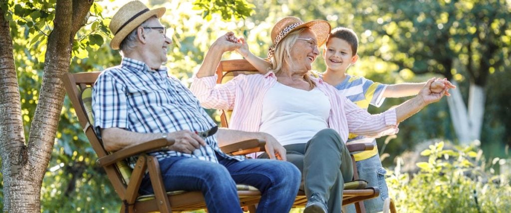 Outdoor Party Seating Ideas For Your Home – Rattan Direct