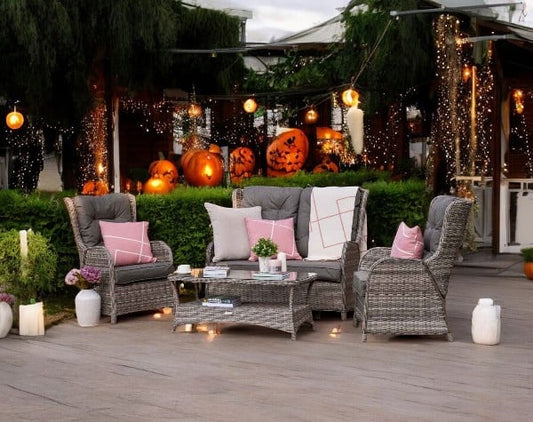 Fiji Patio-Halloween