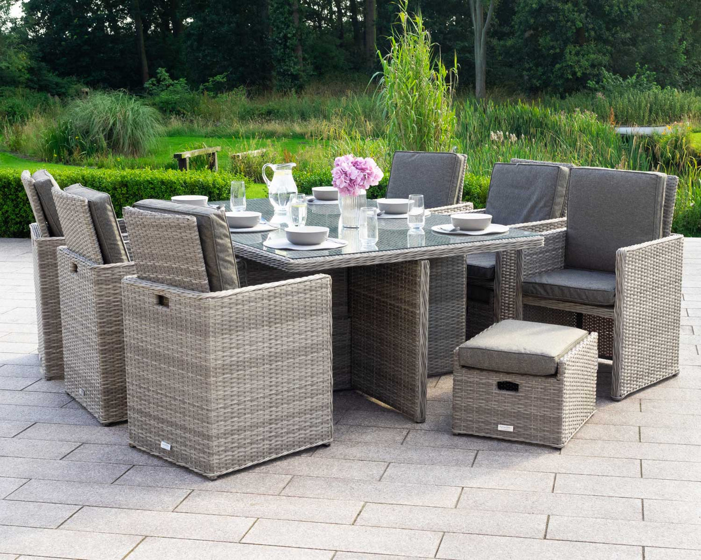 Barcelona 6 Seater Cube Set With Footstools in Grey
