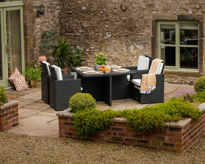 Barcelona 4 Seater Cube Set With Footstools in Black and Vanilla