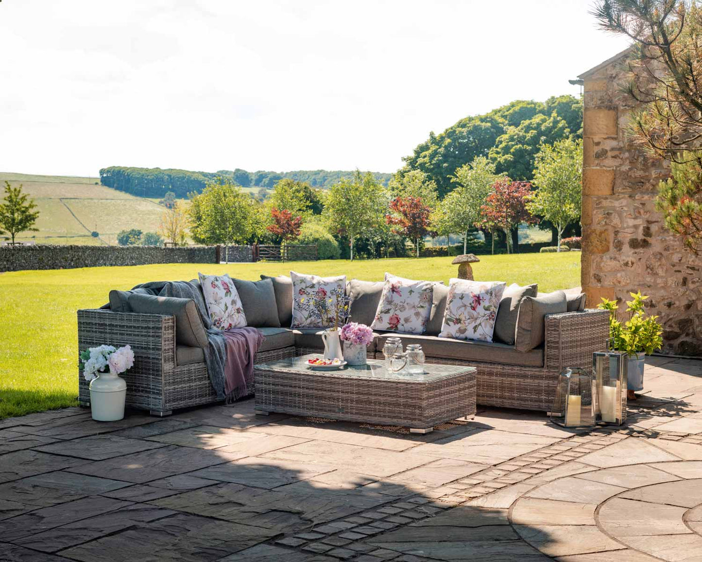 Monaco Rattan Garden Righthand Corner Sofa Set in Grey